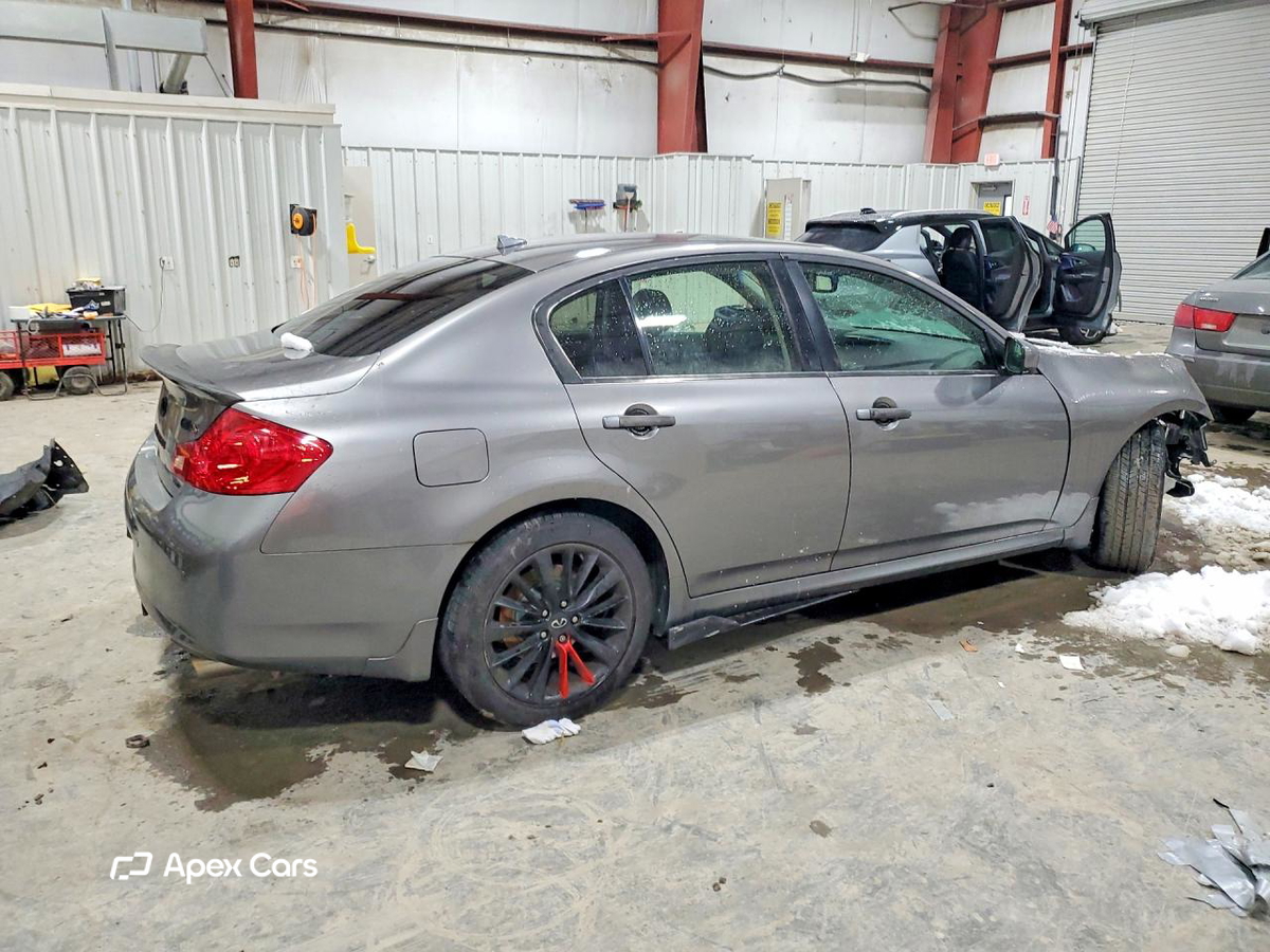 Infiniti G 2013