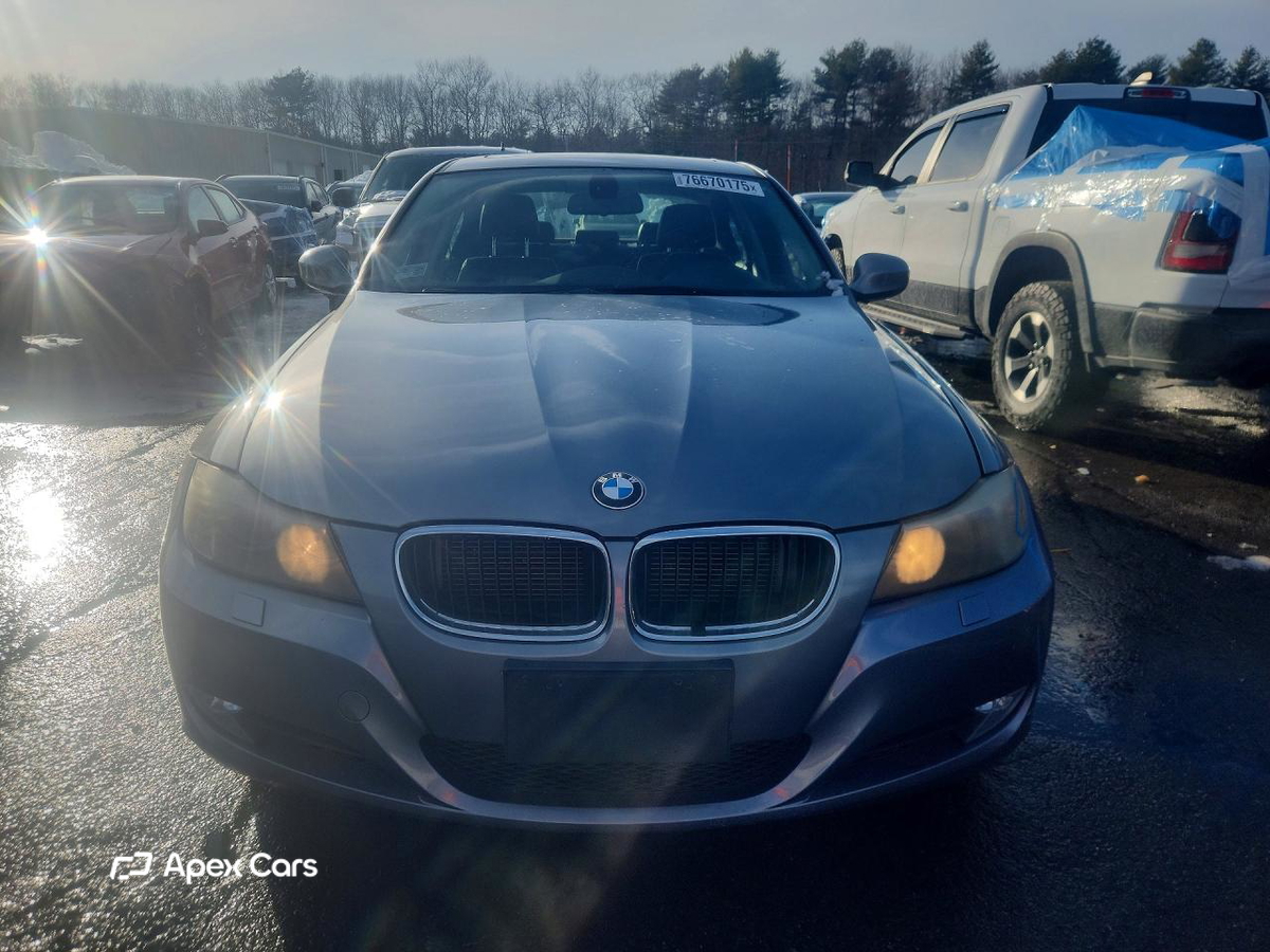 BMW Series 3 2011