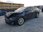Tesla Model X 2019