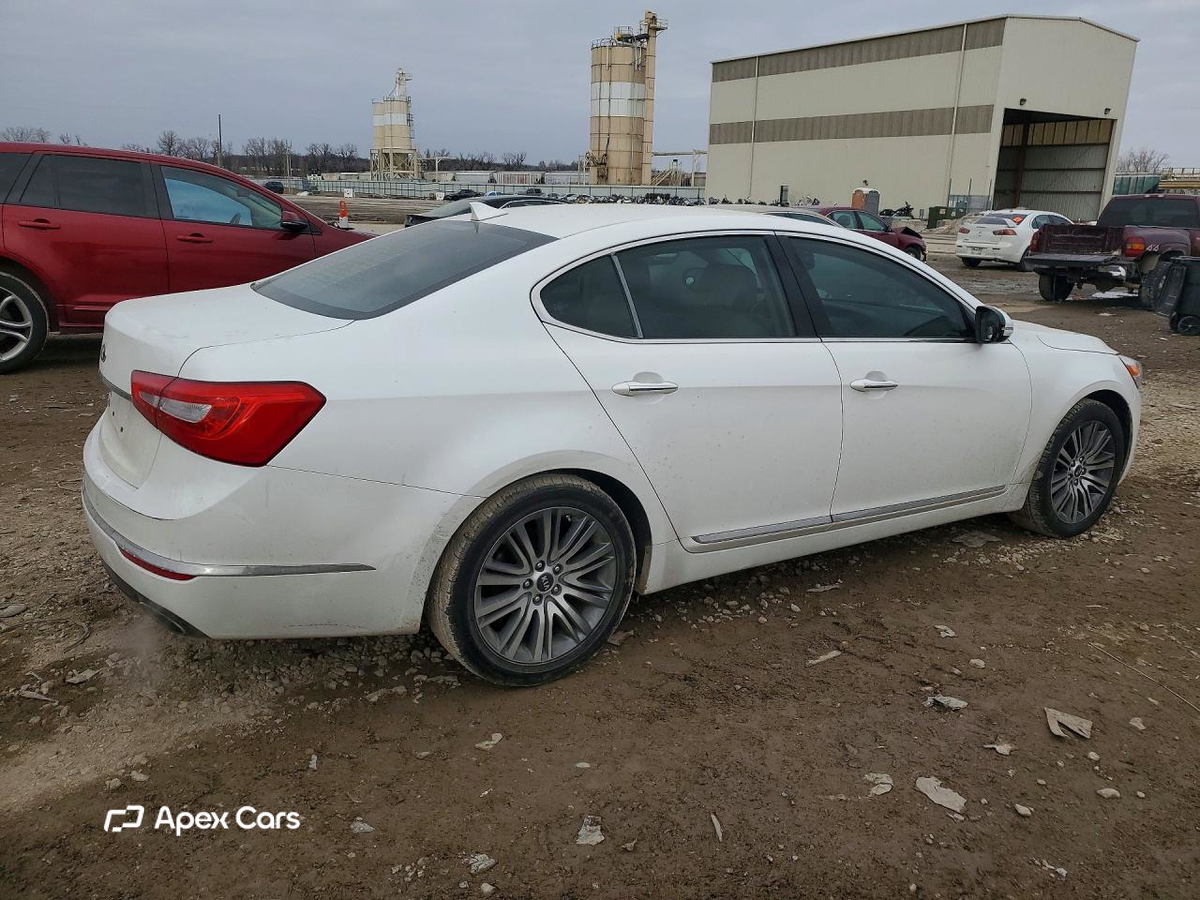 Kia Cadenza 2016