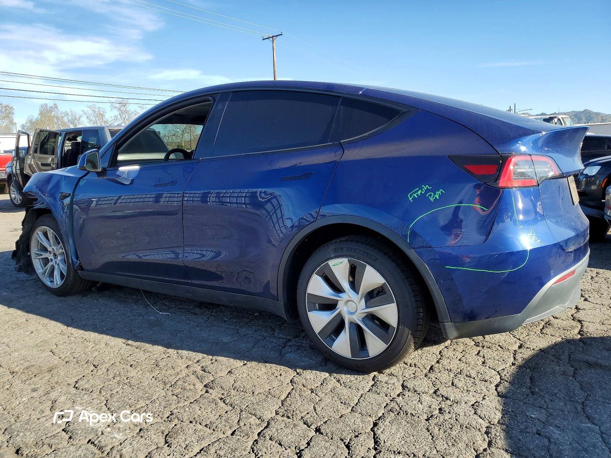 Tesla Model Y 2021