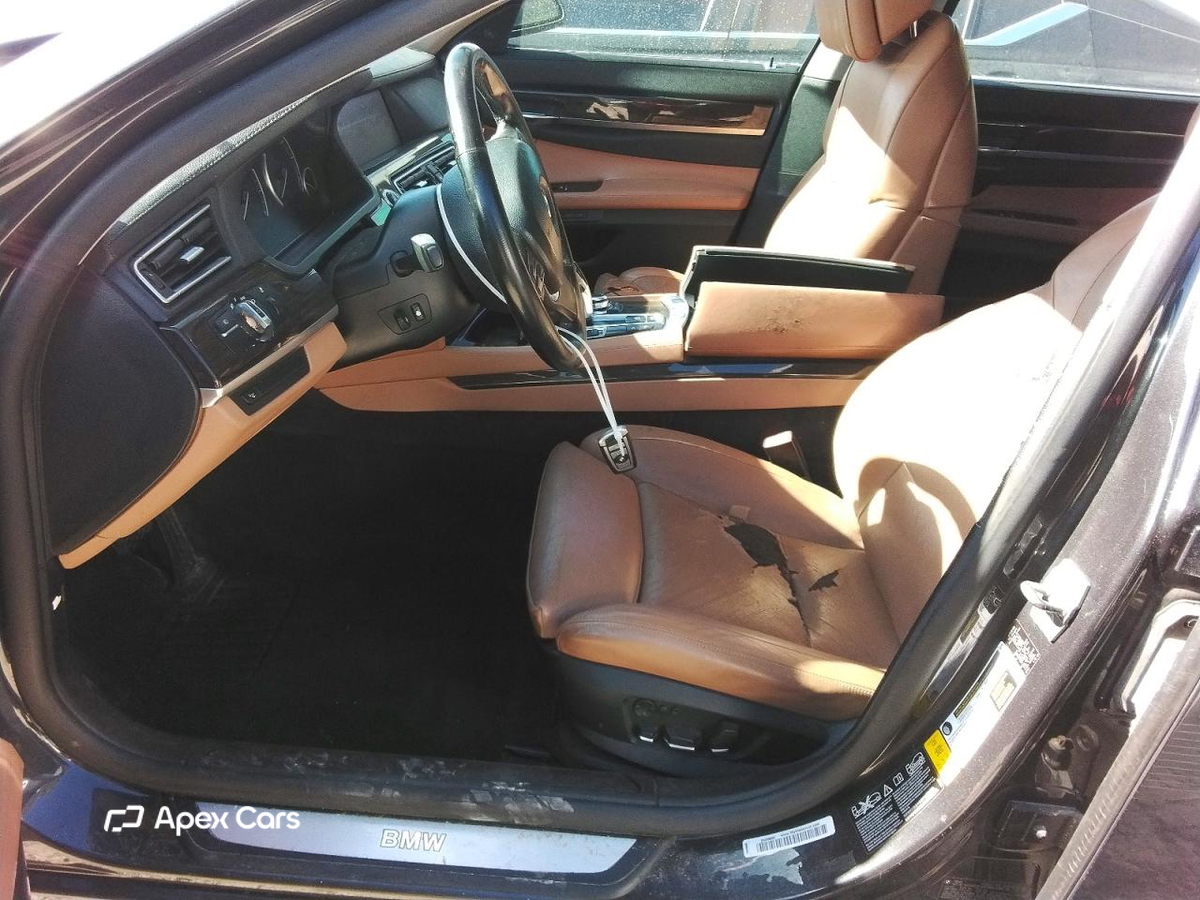 BMW Series 7 2012