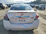 Nissan Altima 2011