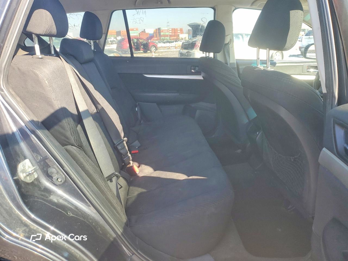 Subaru Outback 2012