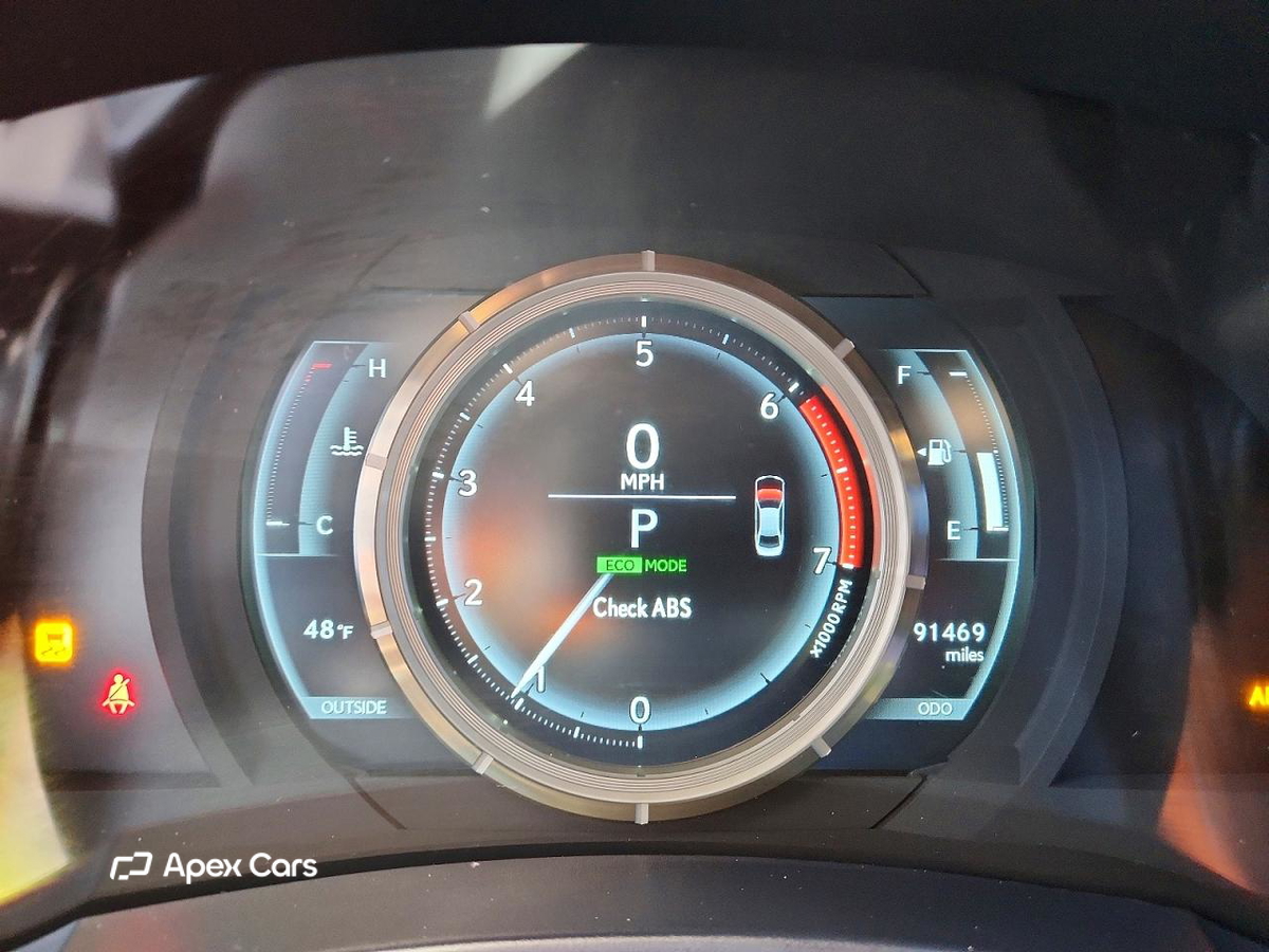 Lexus IS 2016