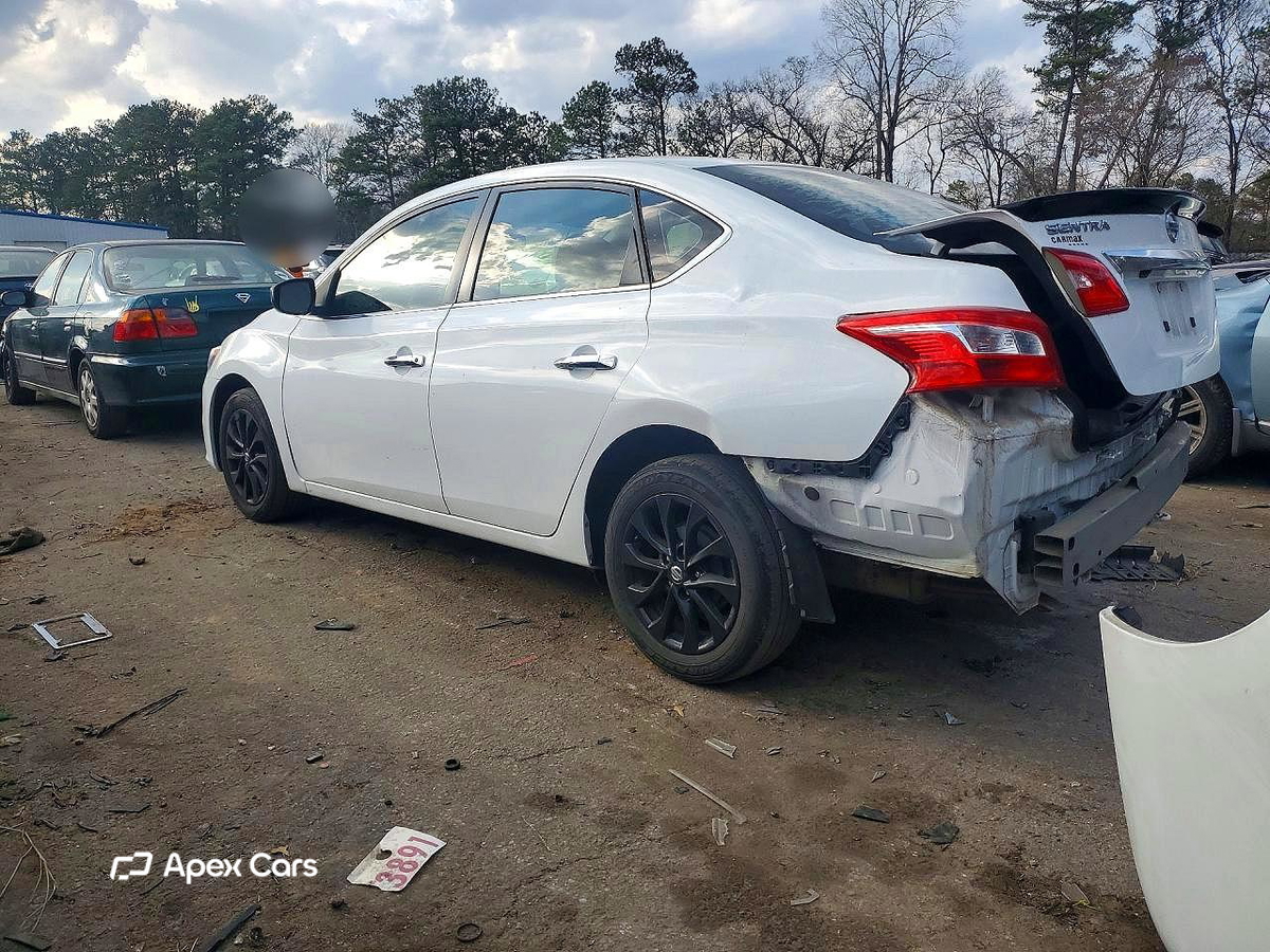 Nissan Sentra 2018