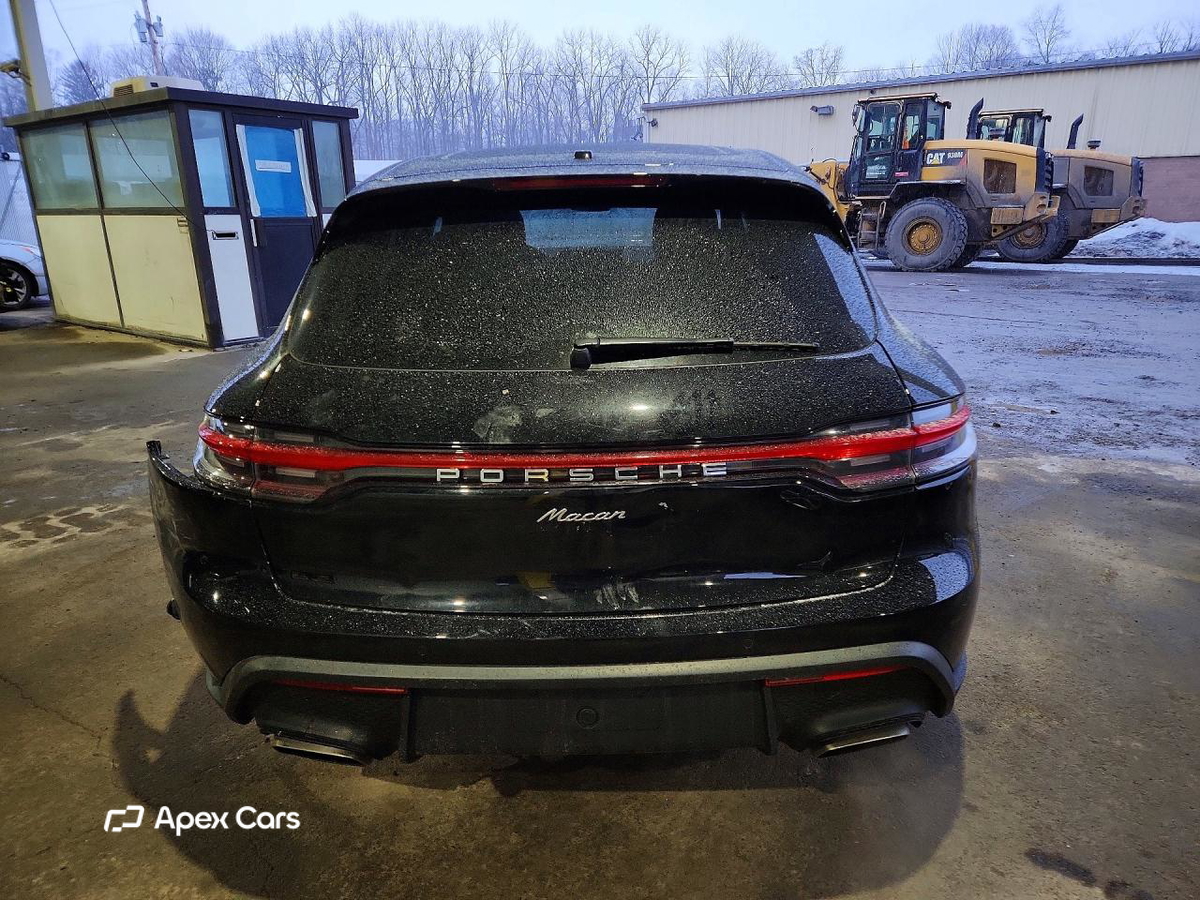 Porsche Macan 2025