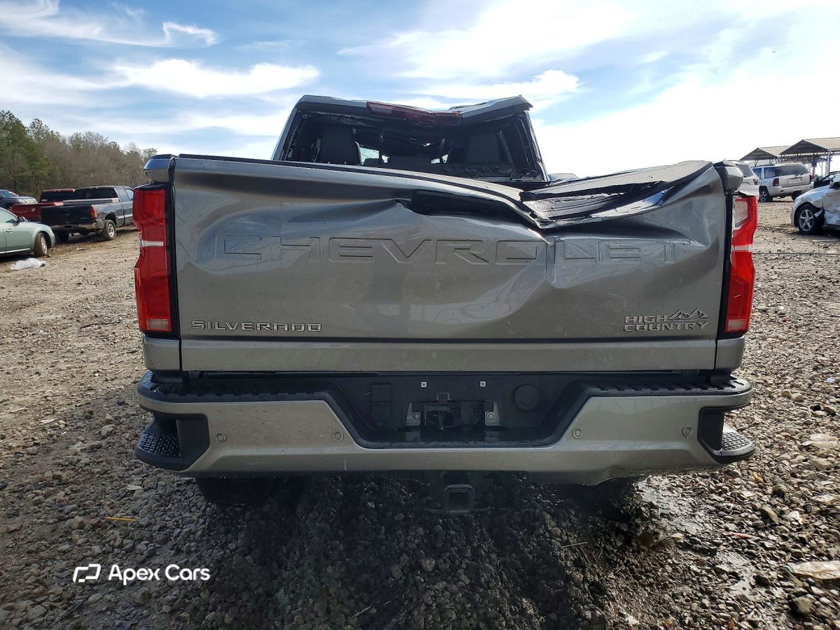 Chevrolet Silverado 2025