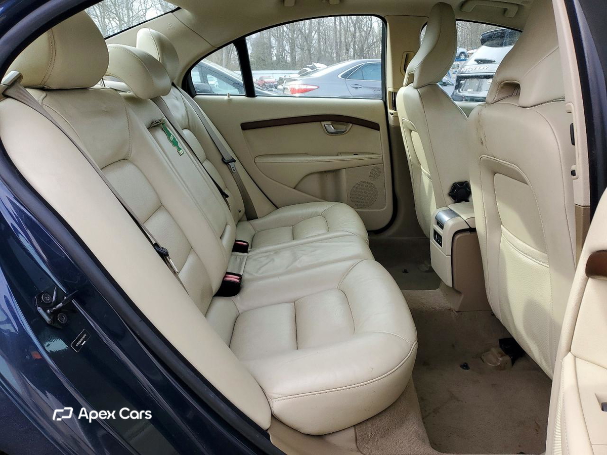 Volvo S80 2011