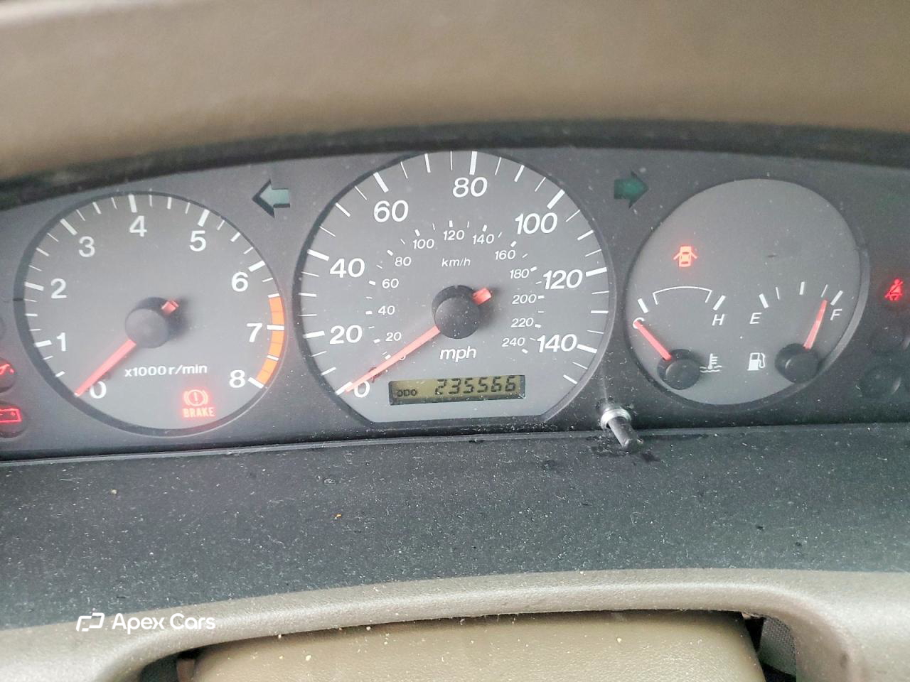 Mazda 626 2001