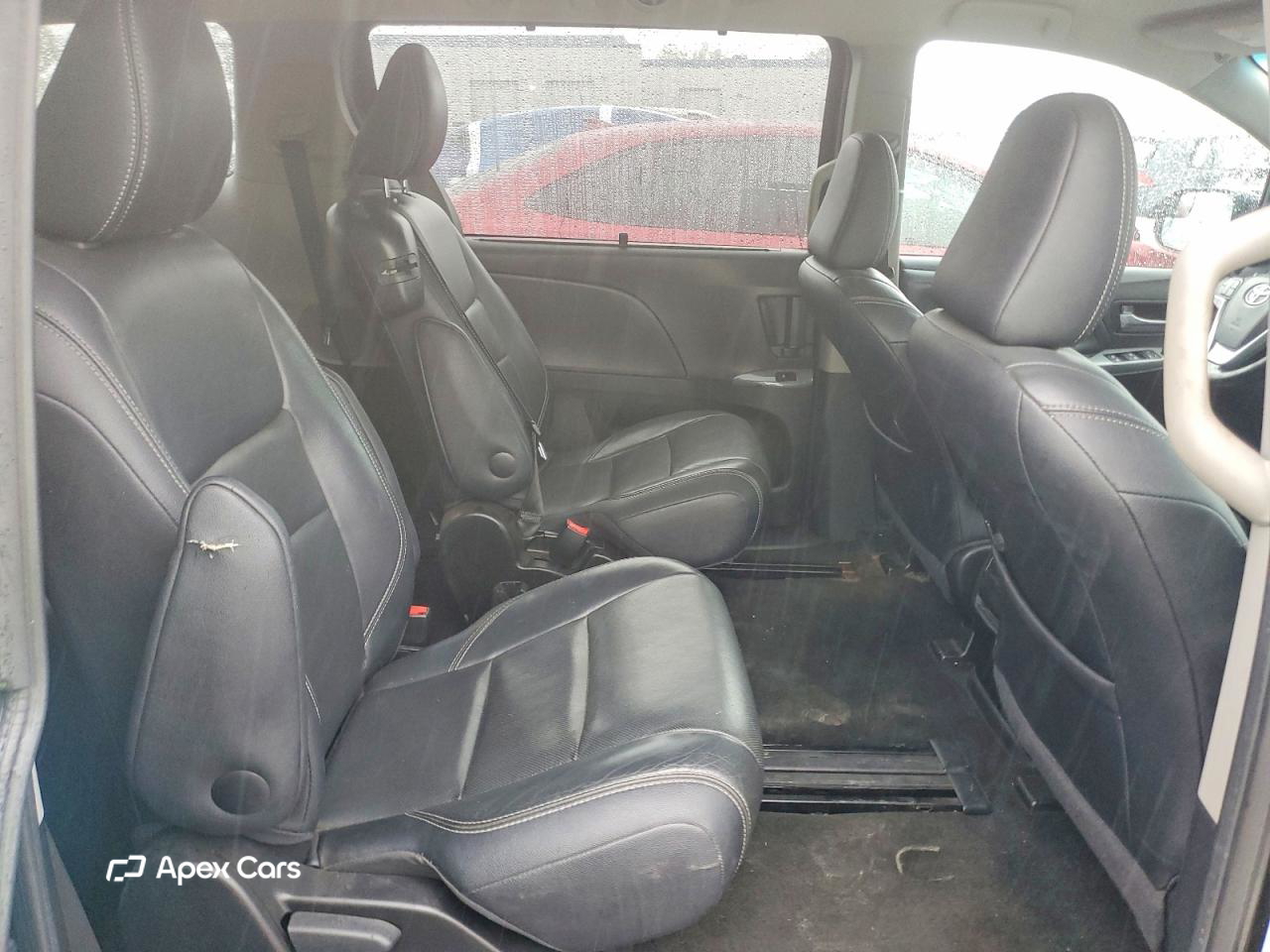 Toyota Sienna 2015