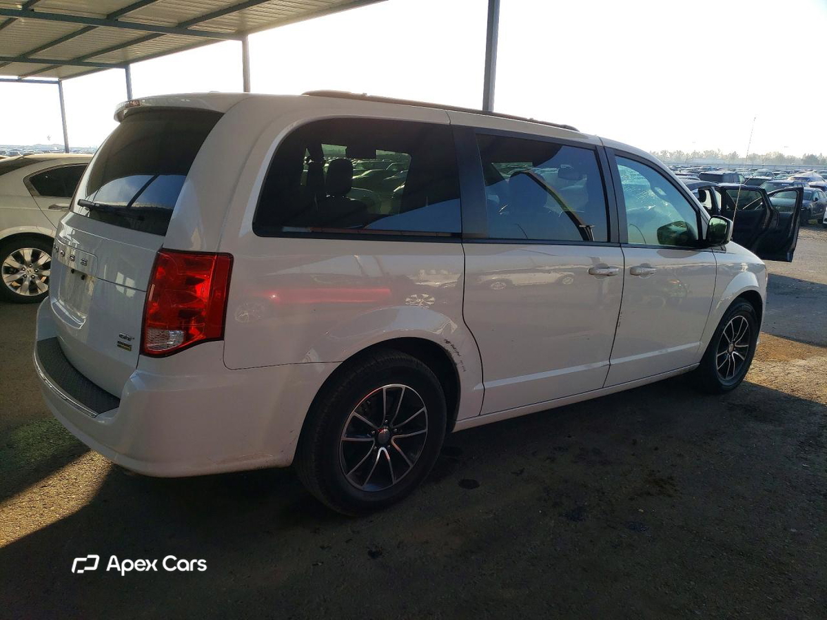Dodge Caravan 2019