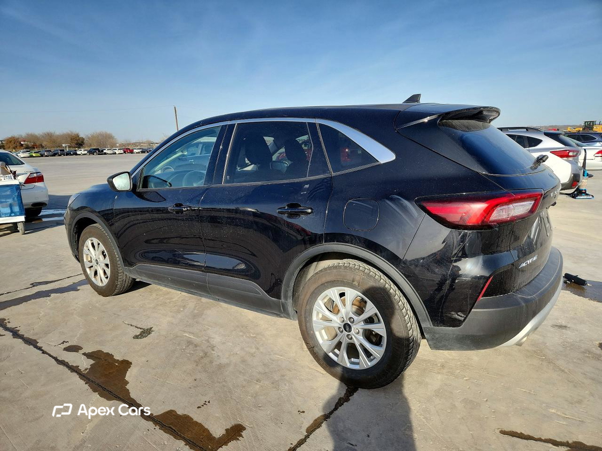 Ford Escape 2024