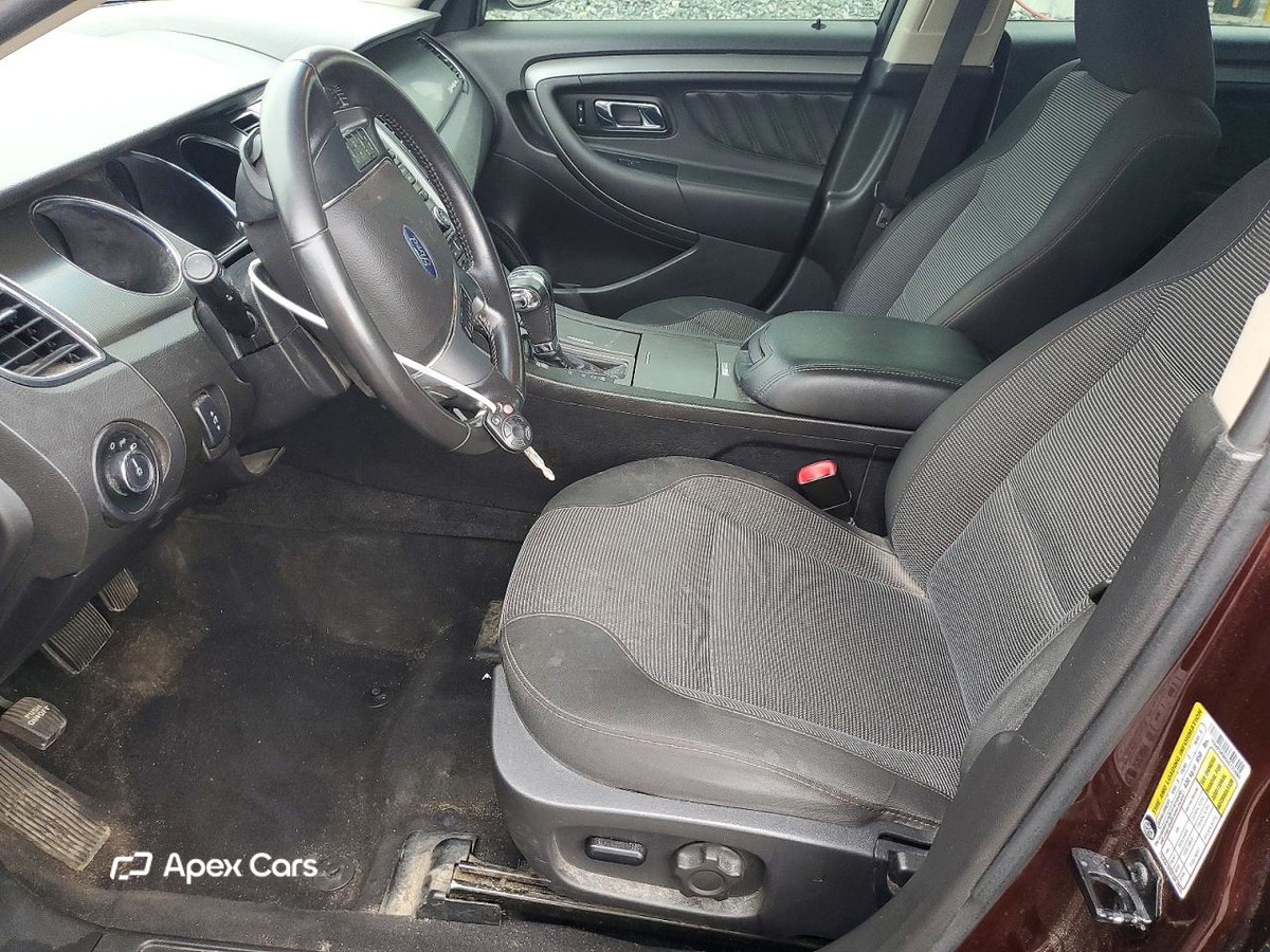 Ford Taurus 2010