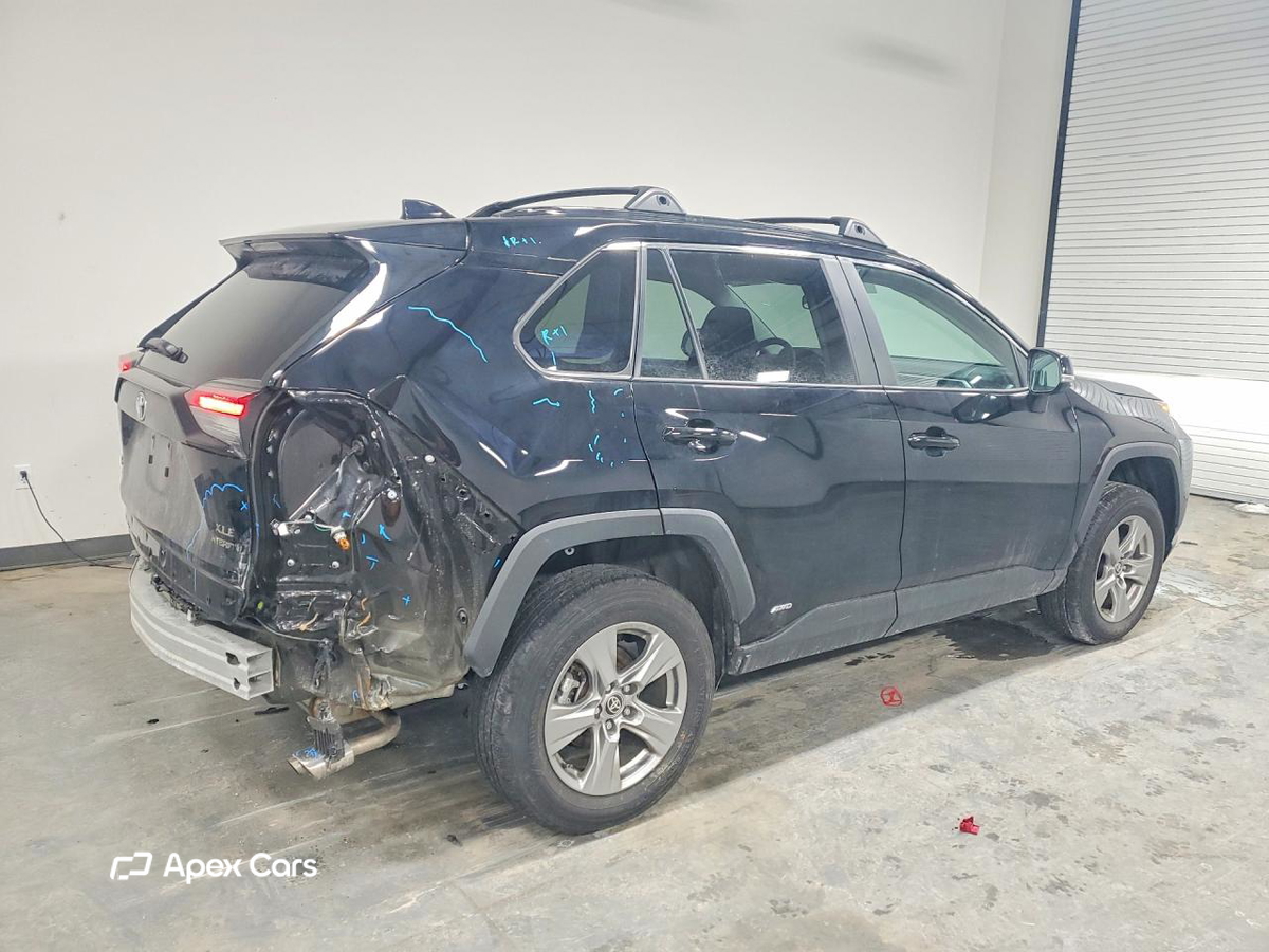 Toyota RAV 4 2024
