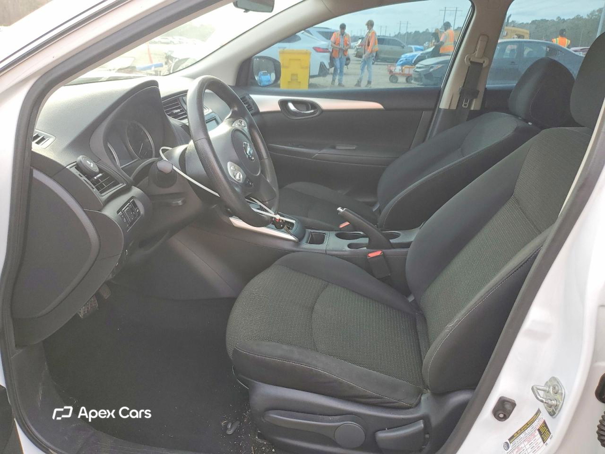 Nissan Sentra 2019