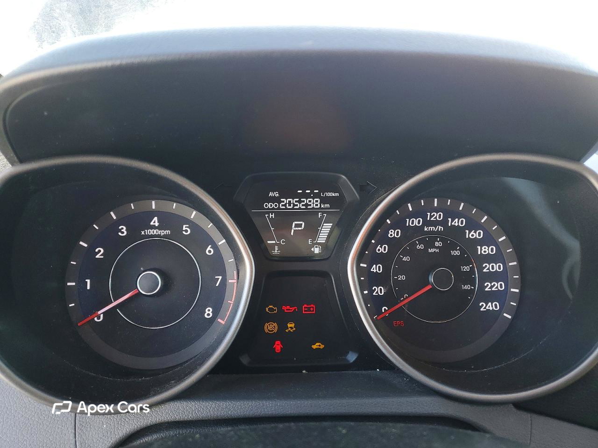 Hyundai Elantra 2013