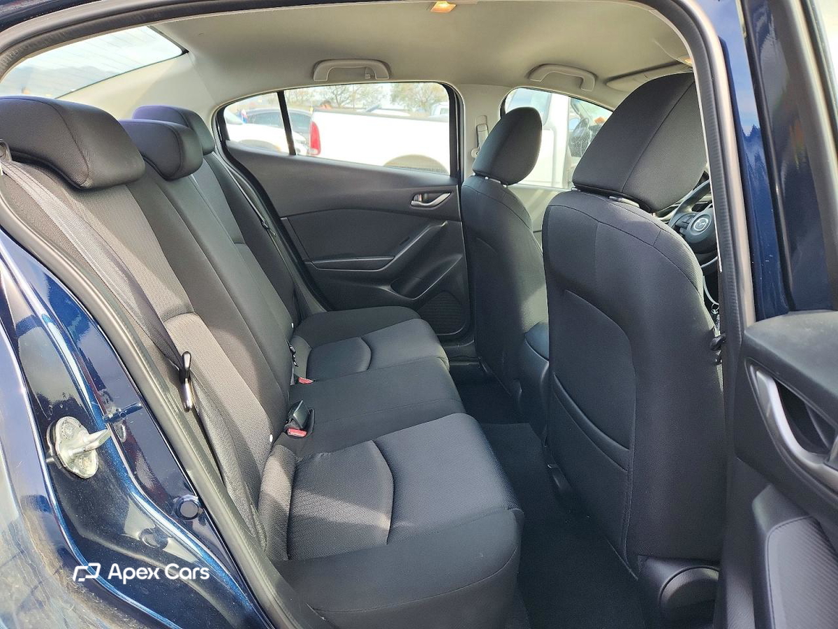 Mazda 3 2015