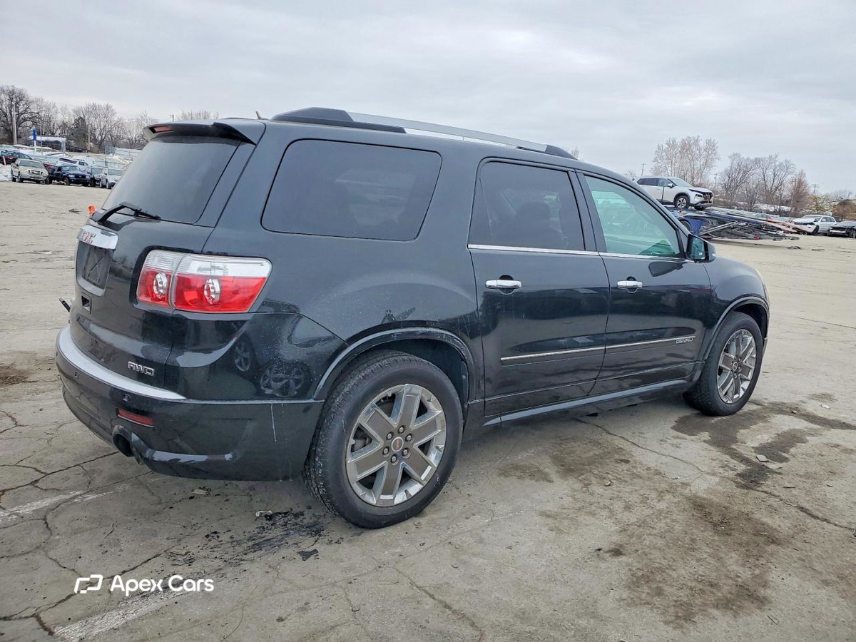 GMC Acadia 2011