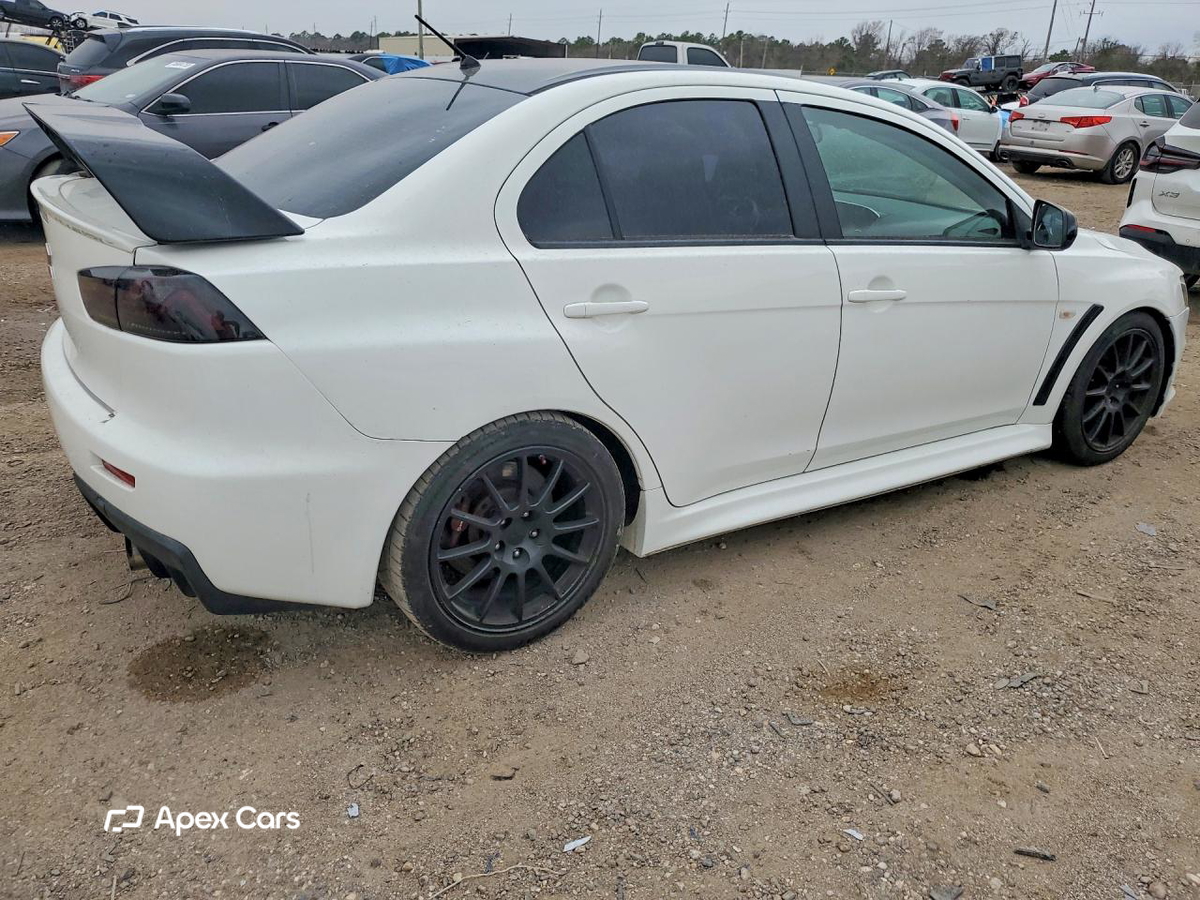 Mitsubishi Lancer Evolution 2010