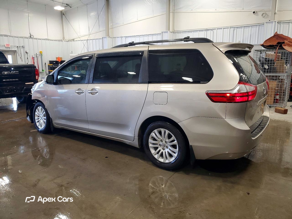 Toyota Sienna 2017