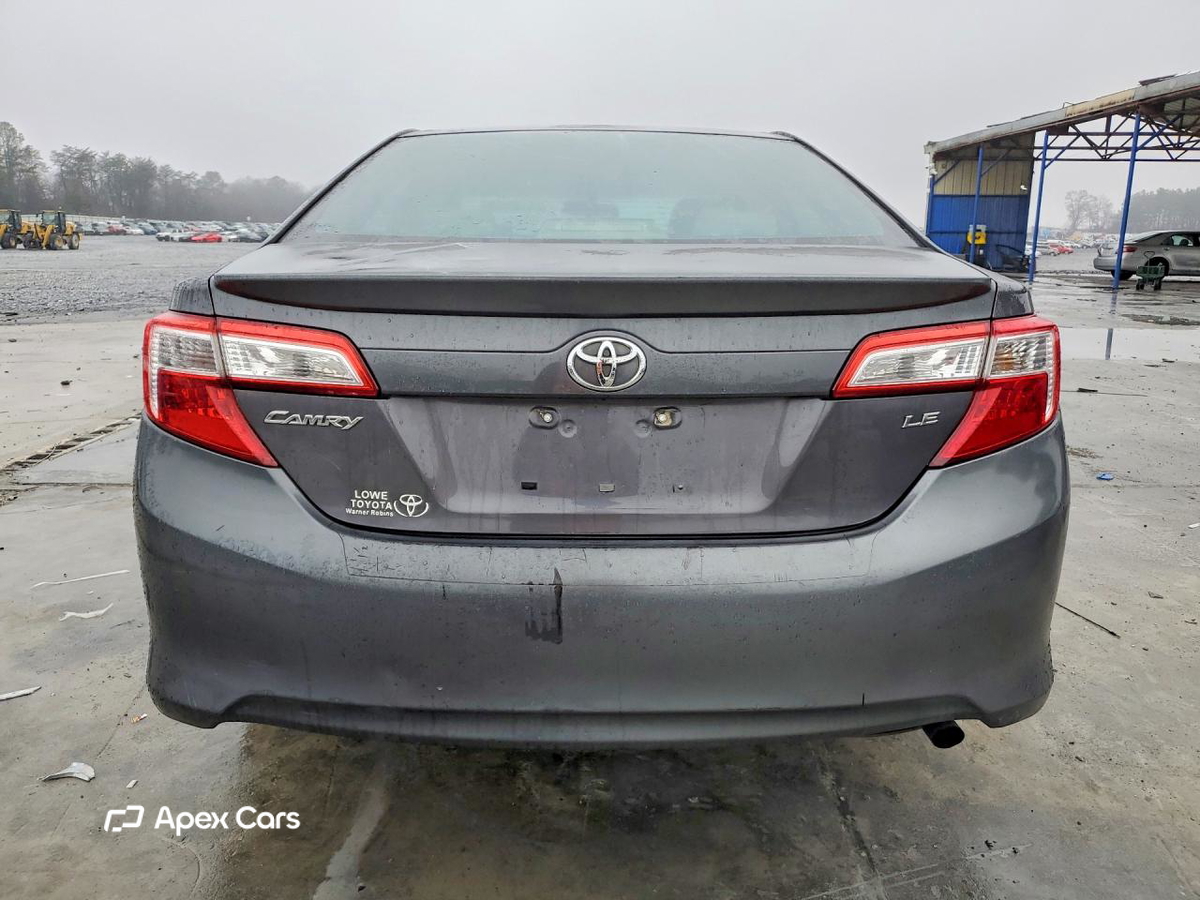 Toyota Camry 2012