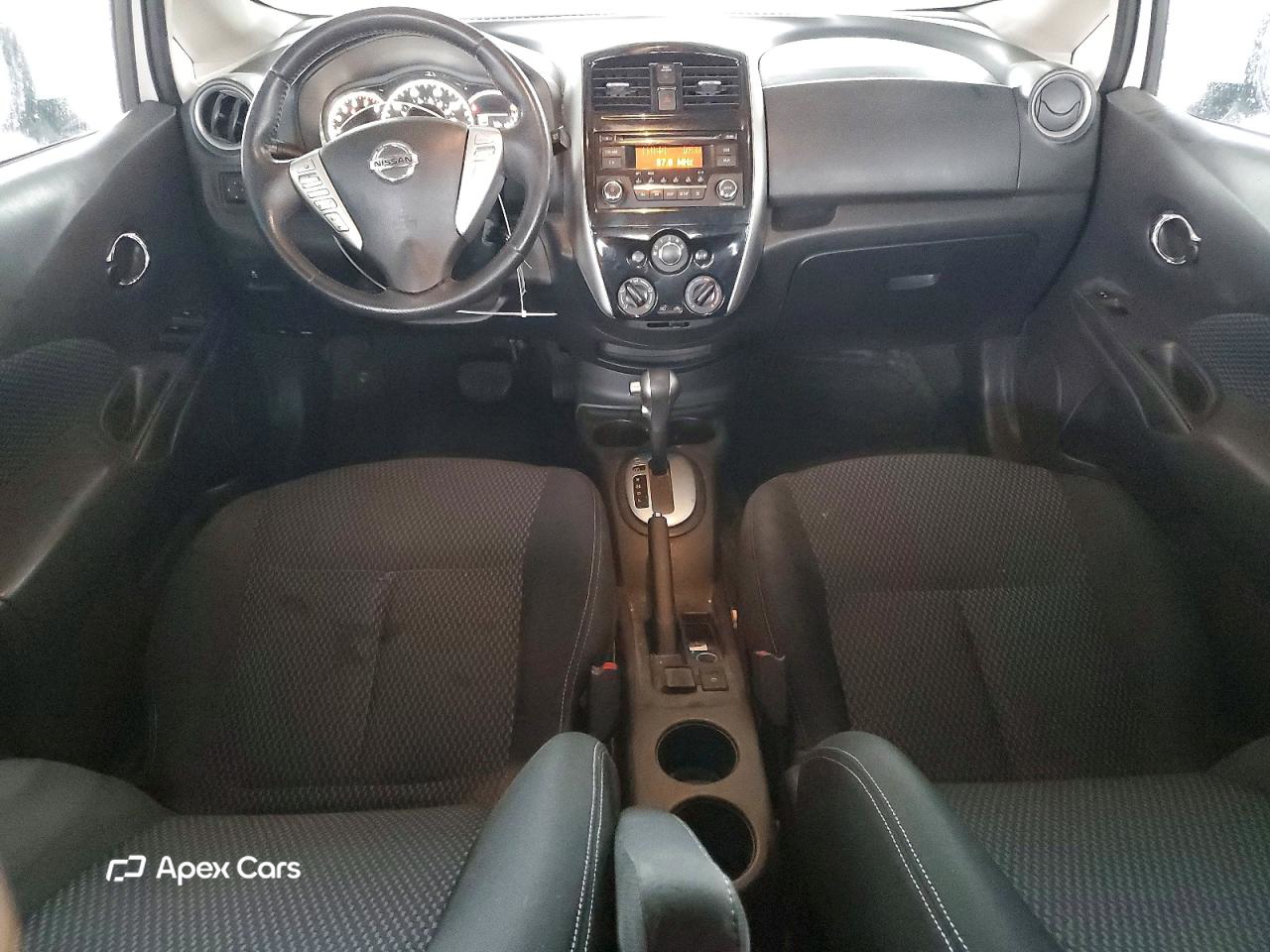 Nissan Versa 2015