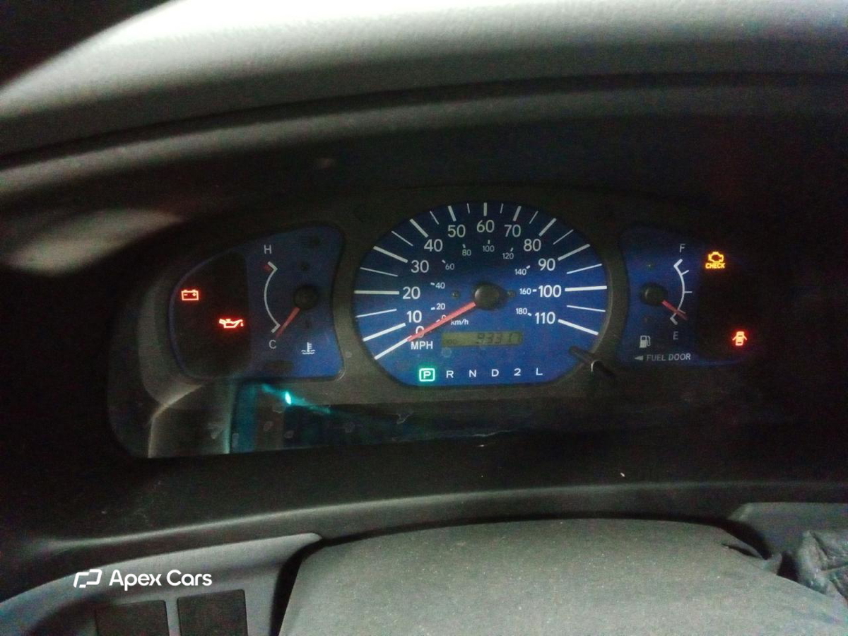 Toyota Sienna 2002