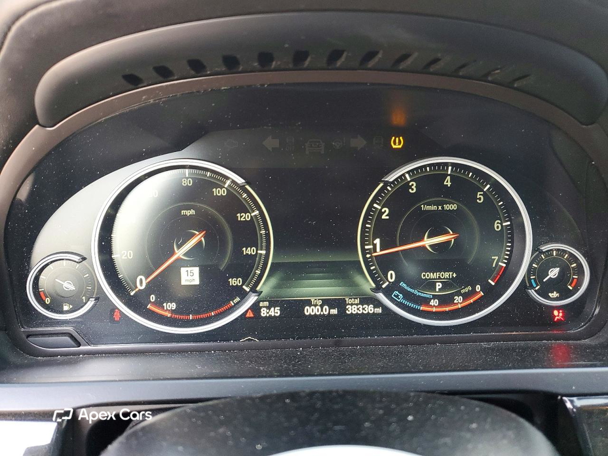 BMW Series 7 2015