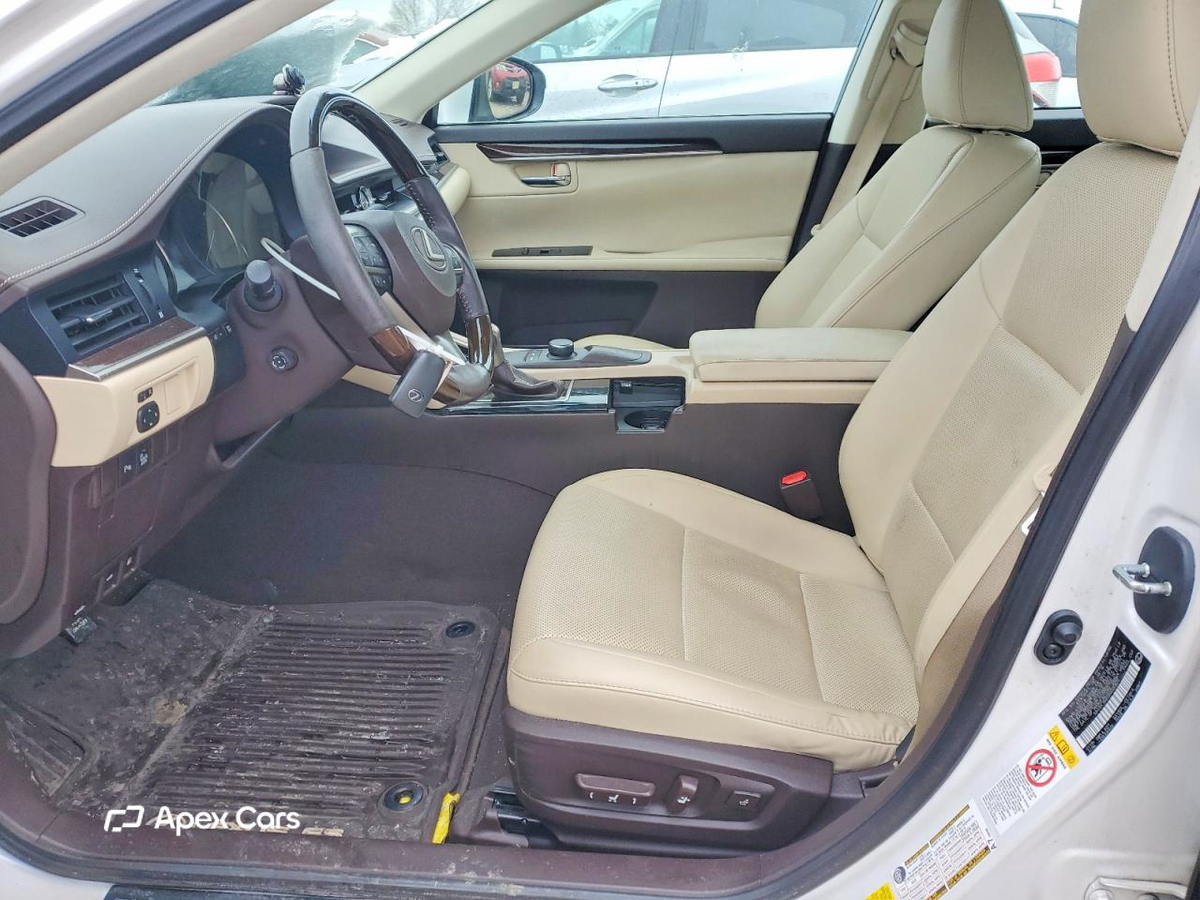Lexus ES 2016