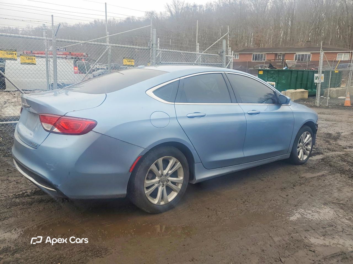 Chrysler 200 2015