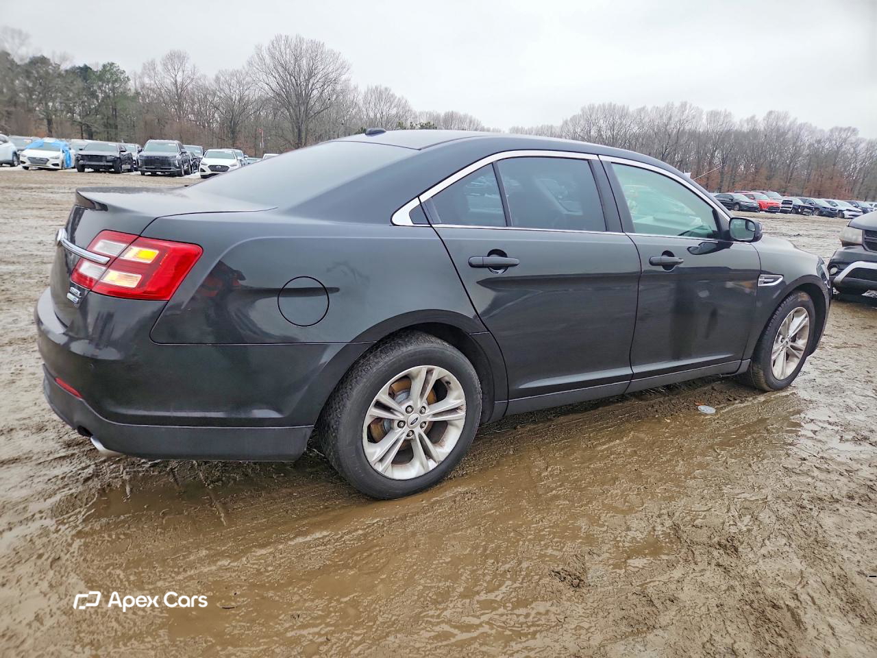 Ford Taurus 2013