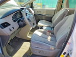 Toyota Sienna 2011
