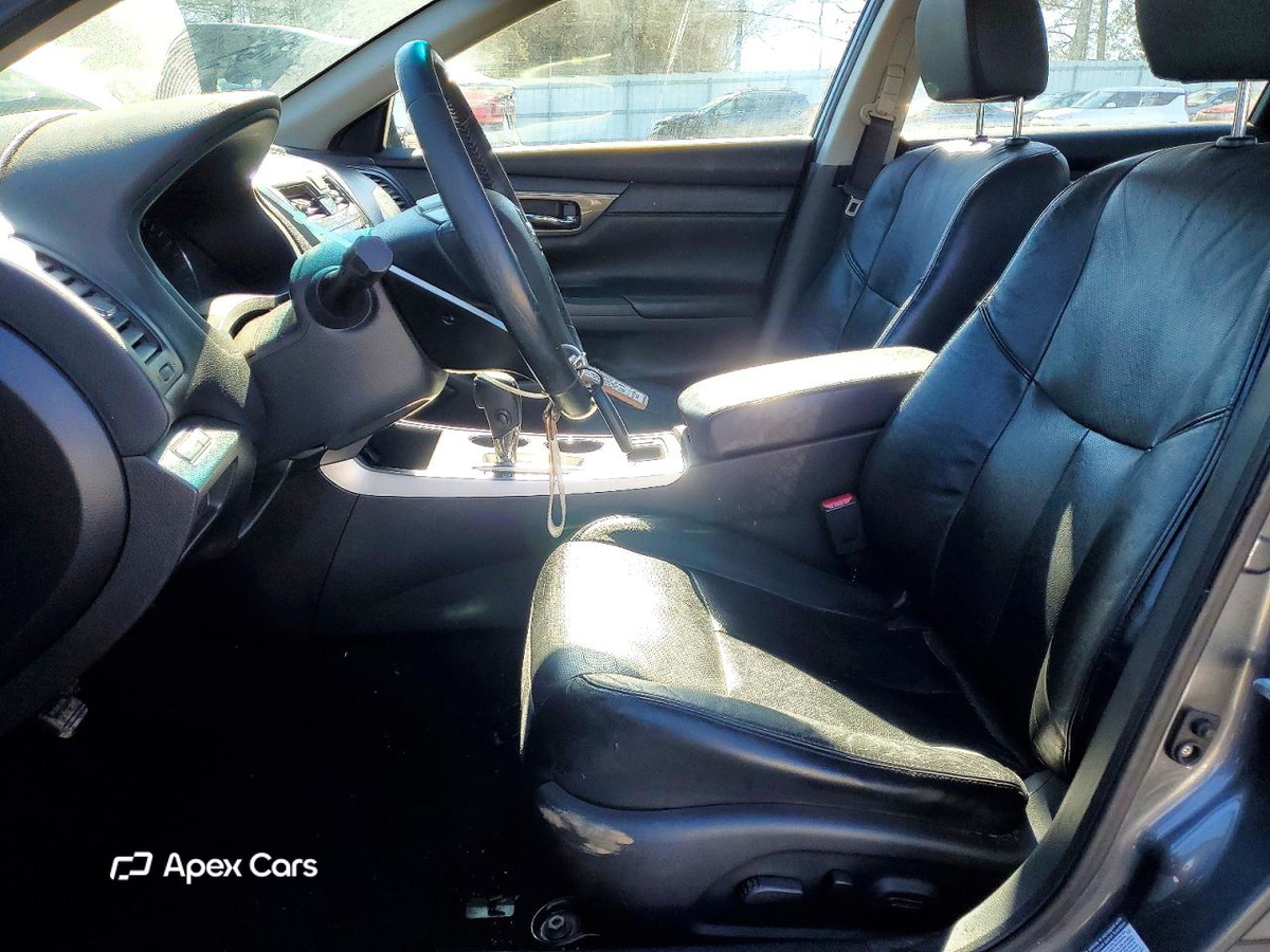 Nissan Altima 2015