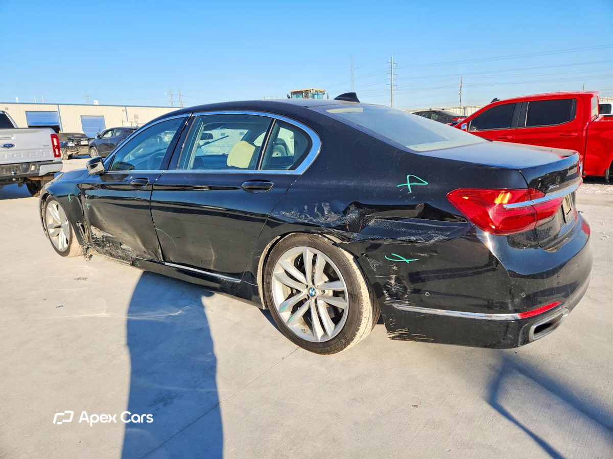 BMW Series 7 2016