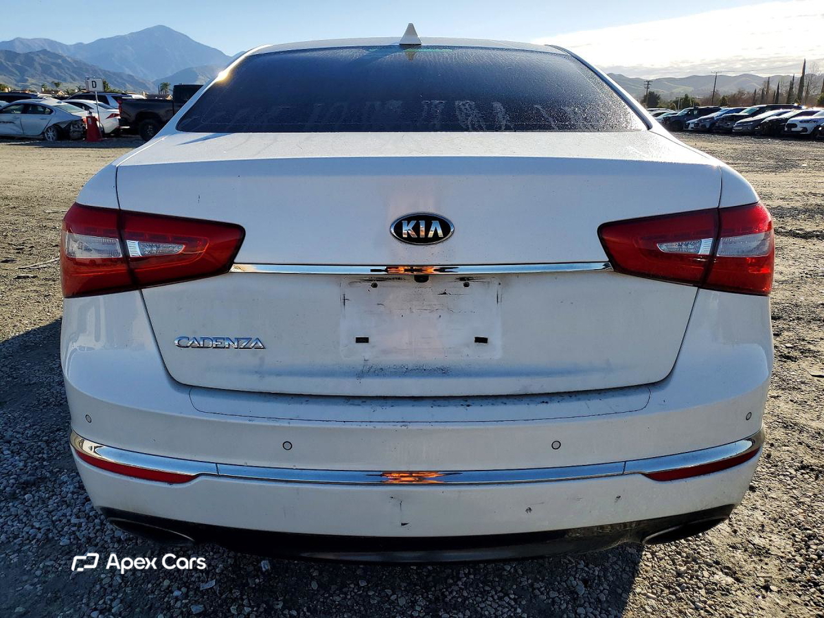 Kia Cadenza 2015