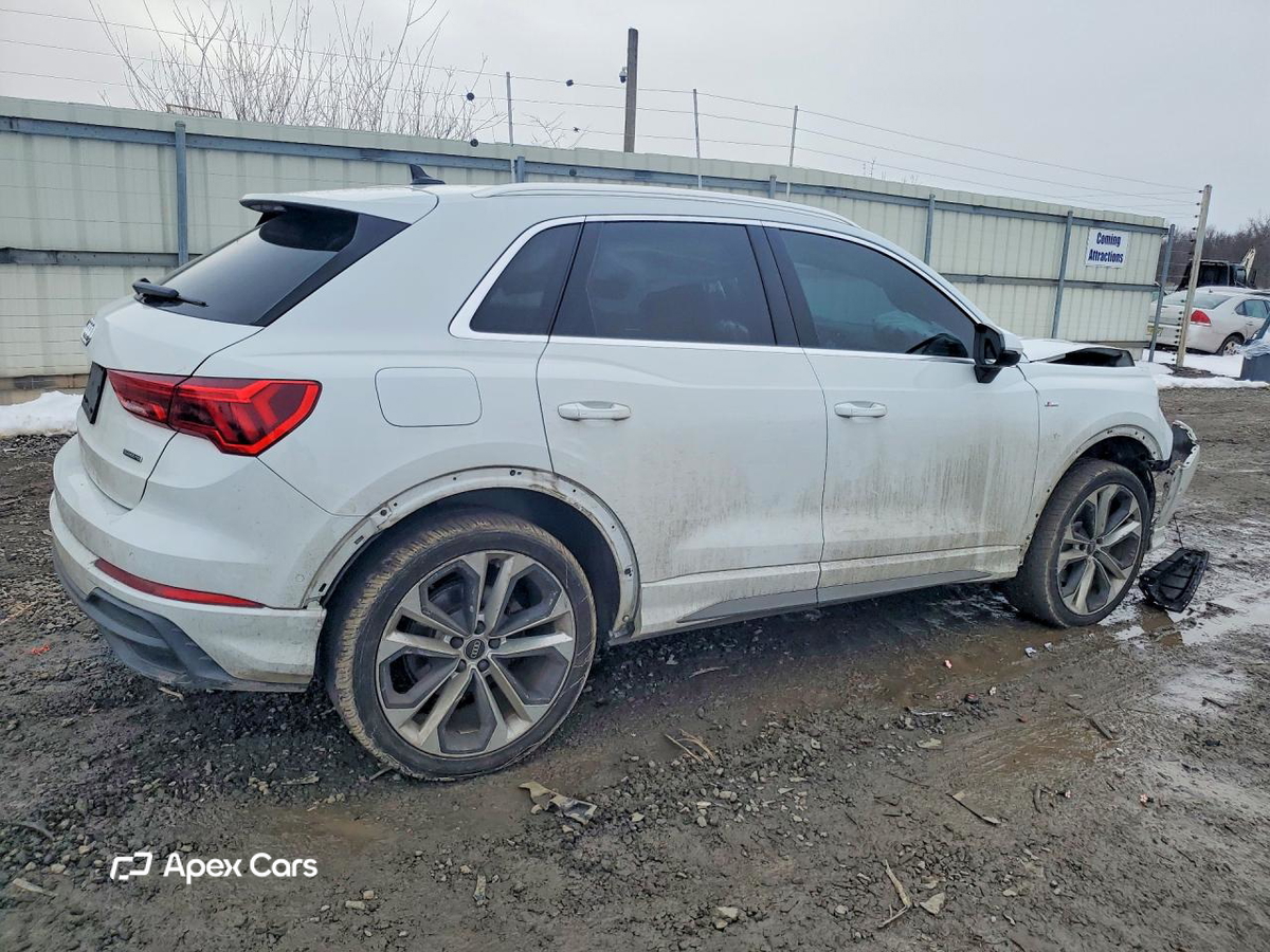 Audi Q3 2021