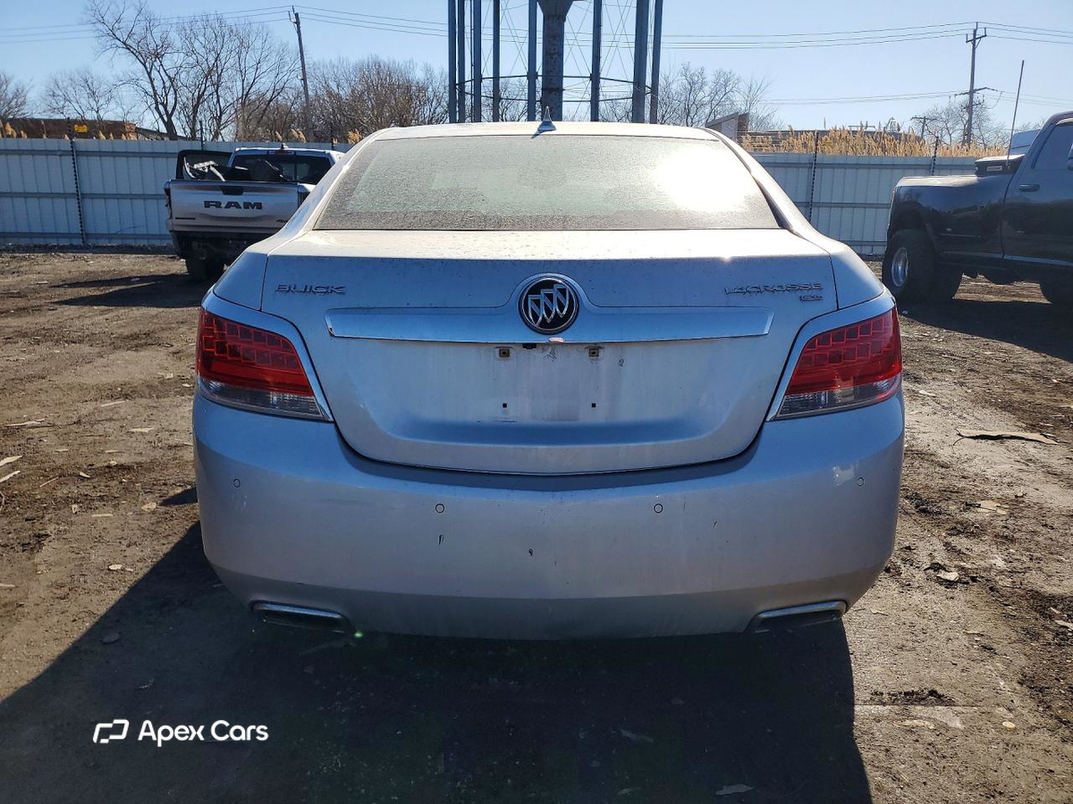 Buick LaCrosse 2011
