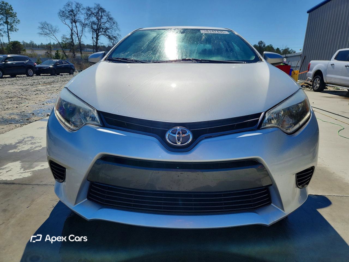 Toyota Corolla 2015