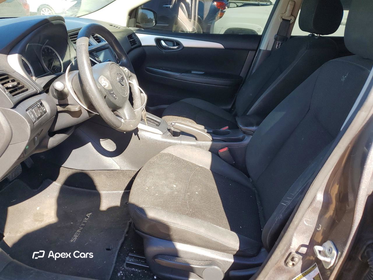 Nissan Sentra 2019