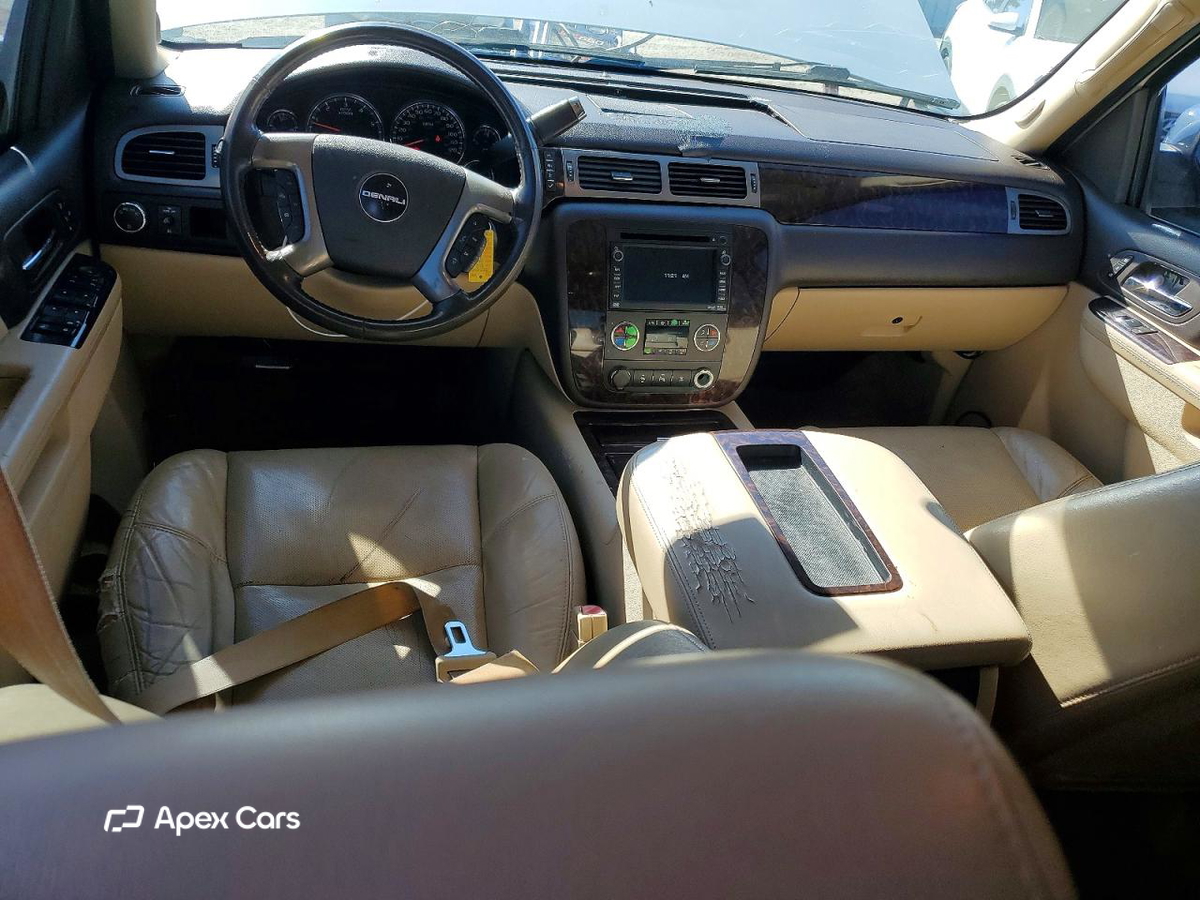 GMC Yukon 2010