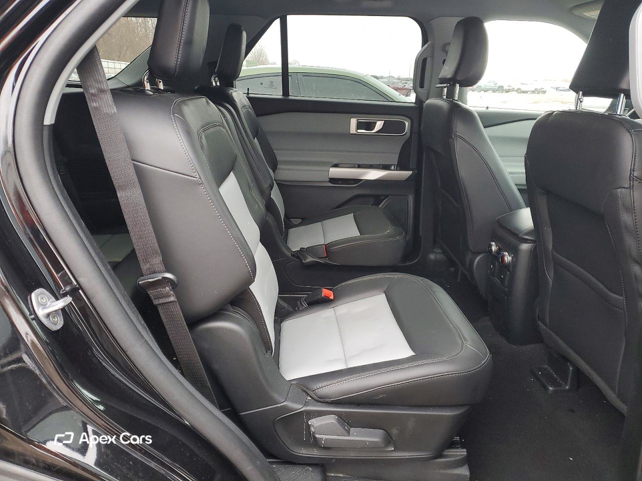 Ford Explorer 2024