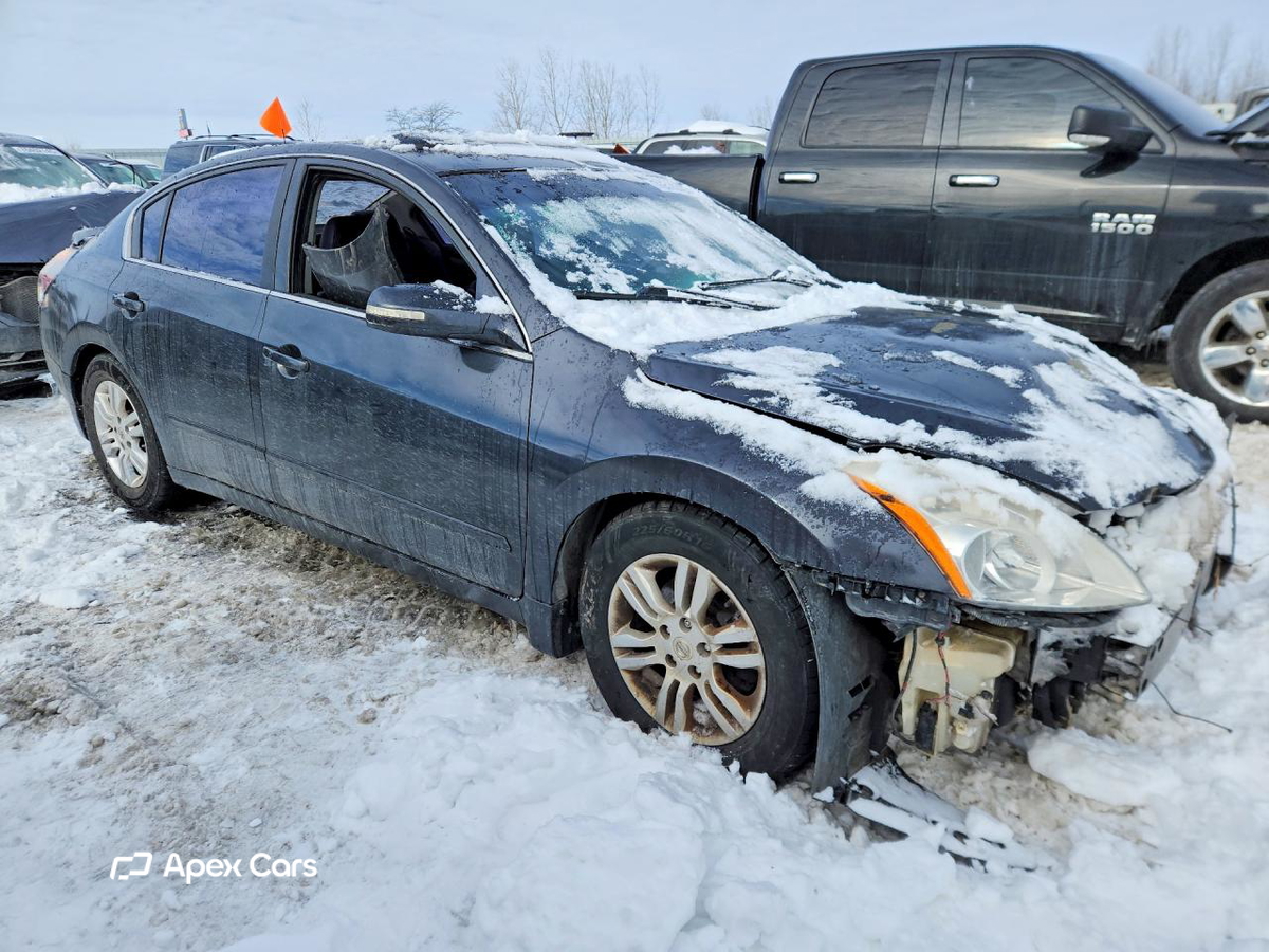 Nissan Altima 2012