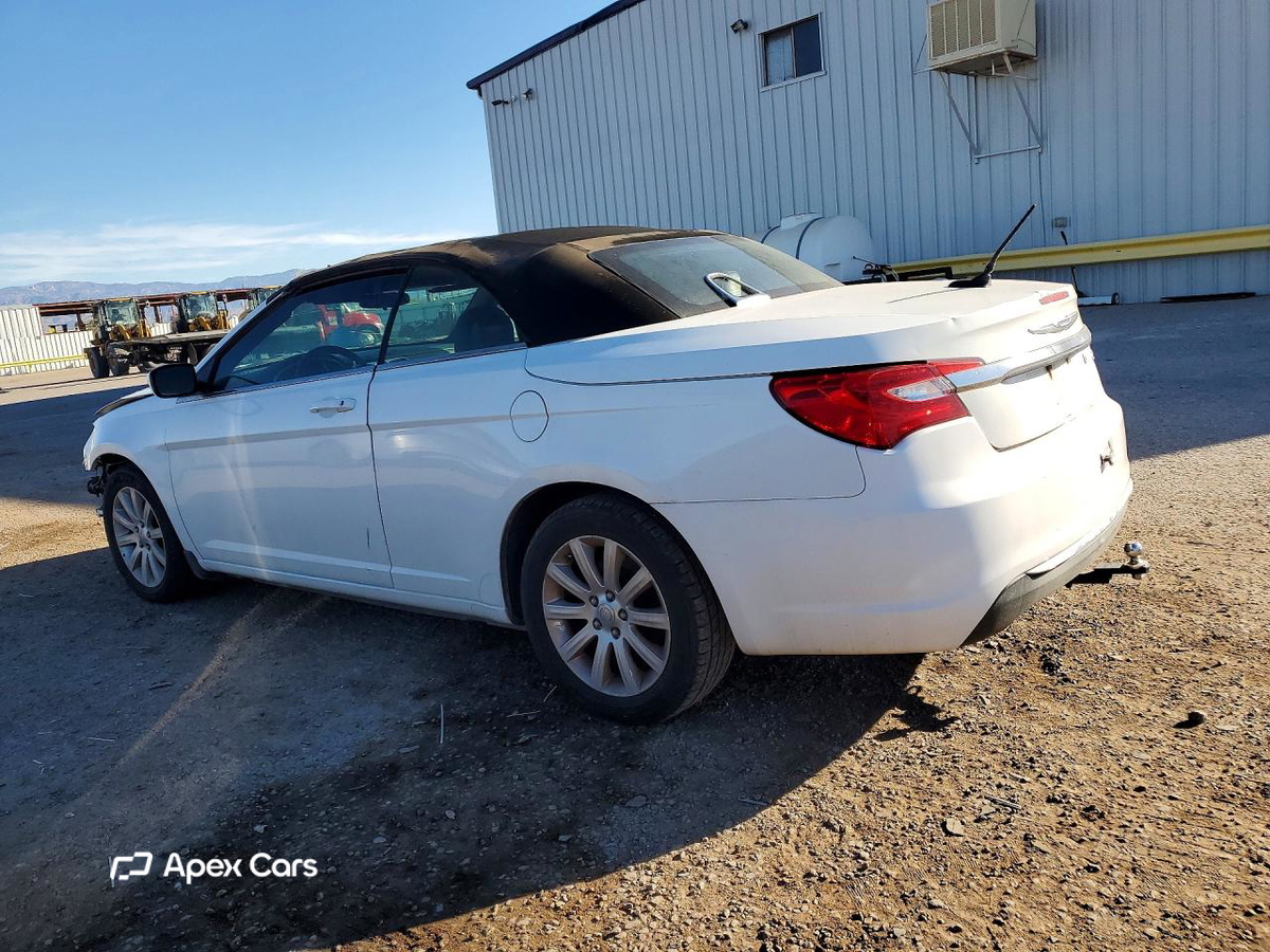 Chrysler 200 2012