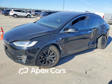 Tesla Model X 2020 - Image 1 of 14