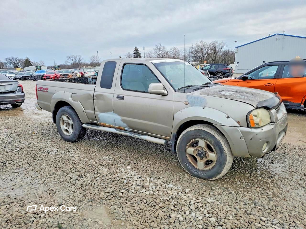 Navara (Frontier) 2002