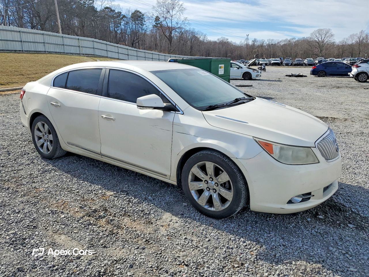 Buick LaCrosse 2011