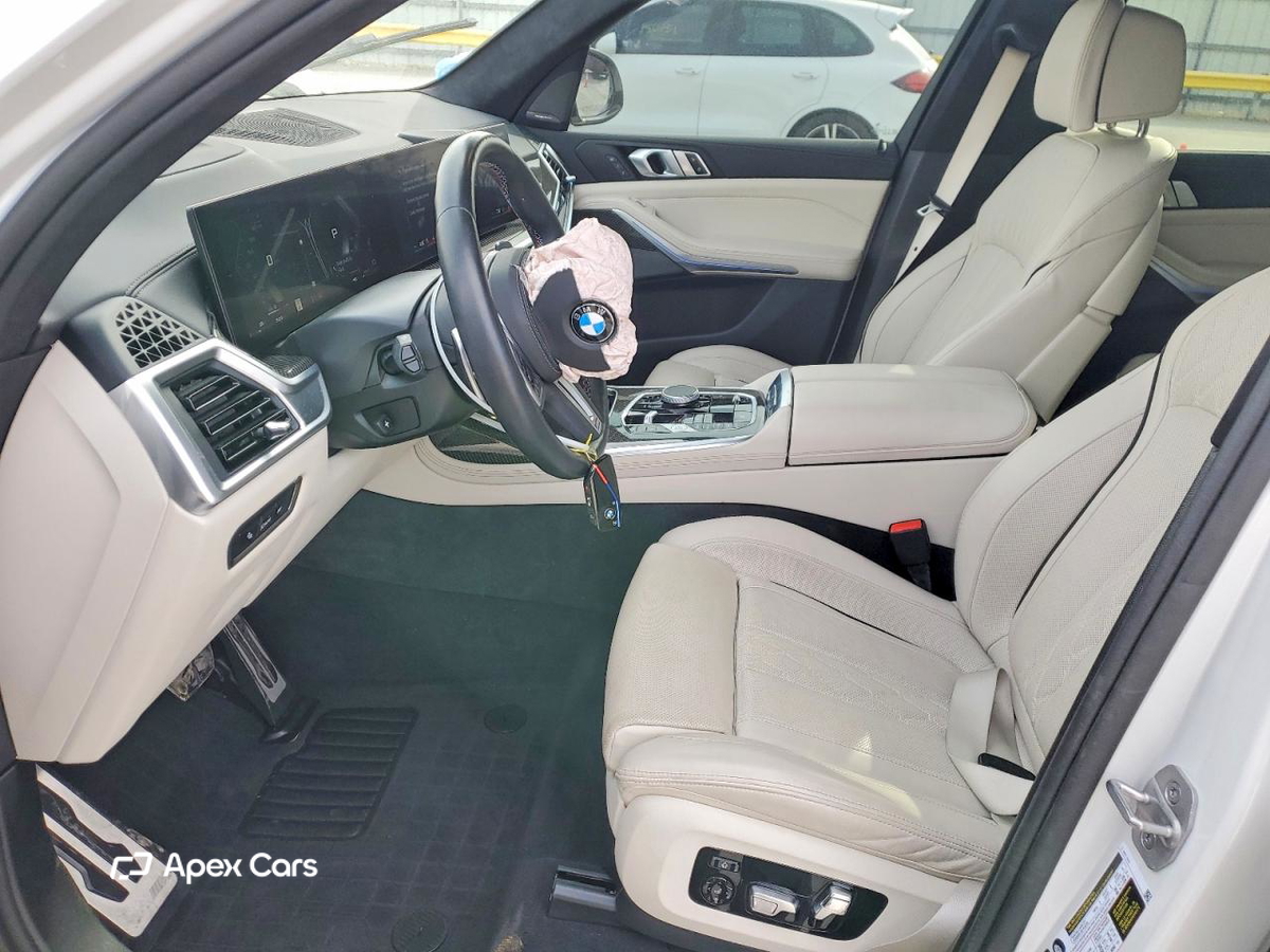 BMW X7 2025