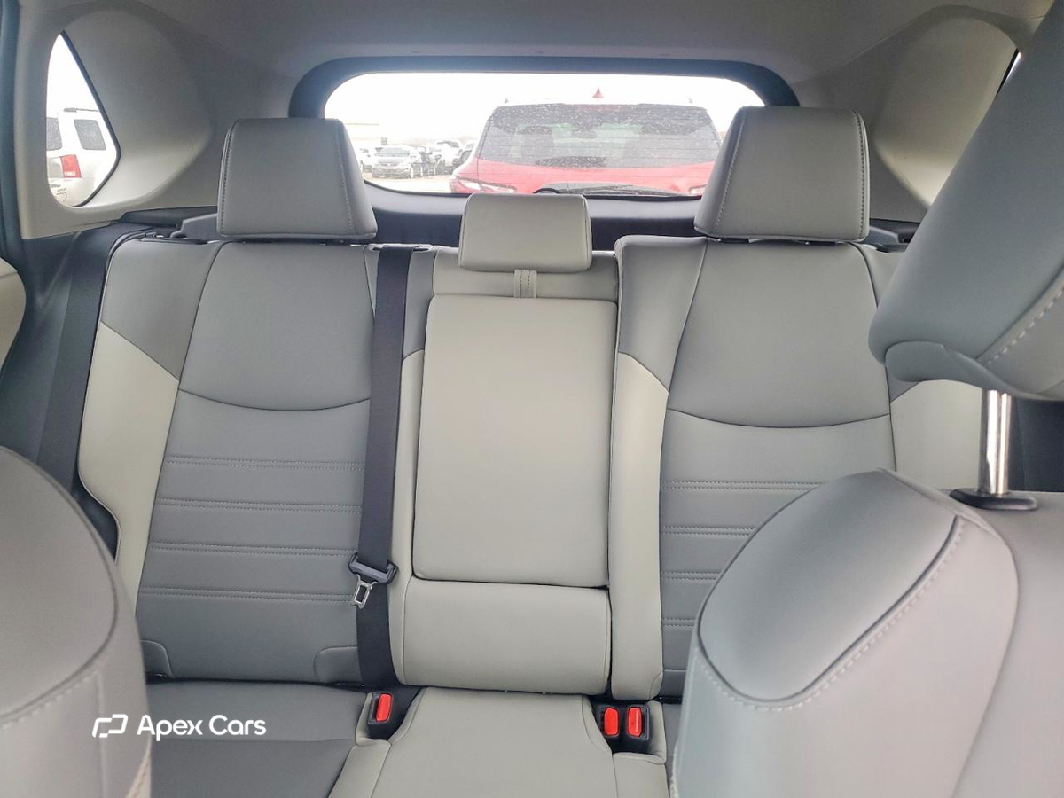 Toyota RAV 4 2025