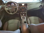 Chrysler 200 2012